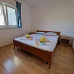 Puntizela * Pula
